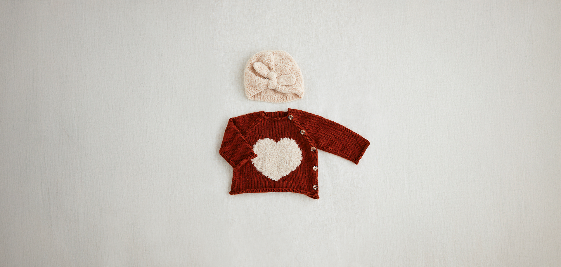 Vêtements en tricot pour bébé